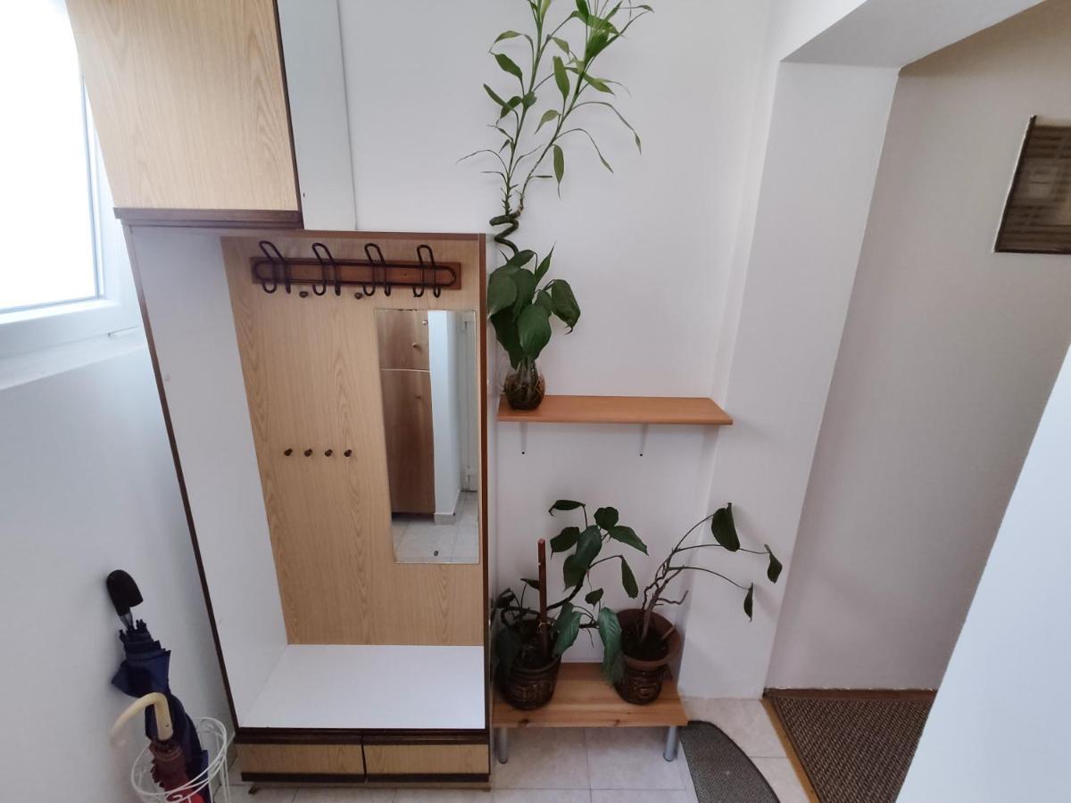 Arija Apartment *
